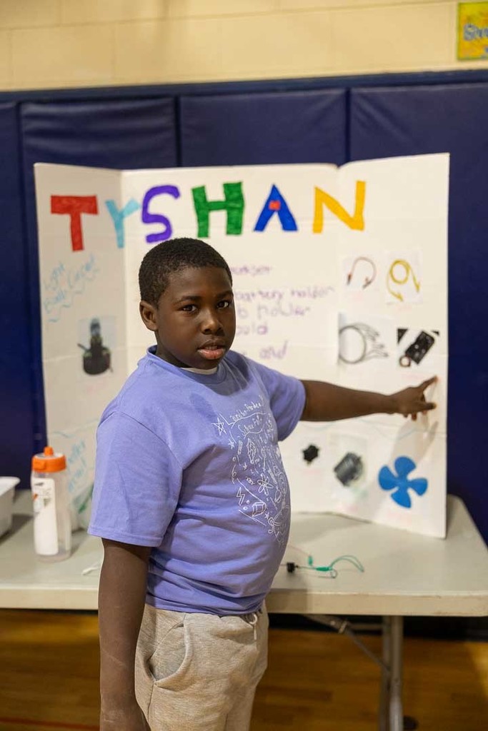 Students with their science project