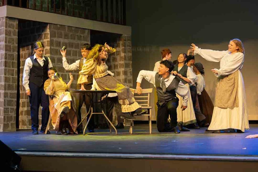 cast of Les Miserables