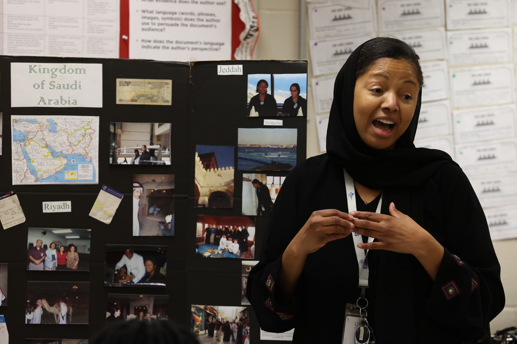 teacher discusses trip to Kingdom of Saudi Arabia 