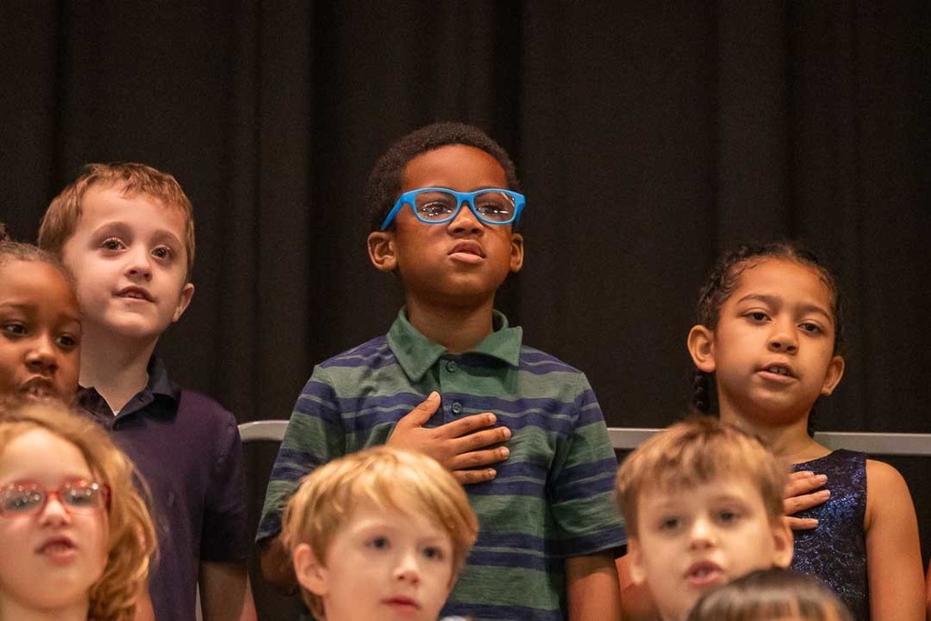 1st graders singing