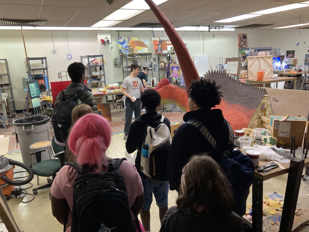 Student visit art room at RIT 