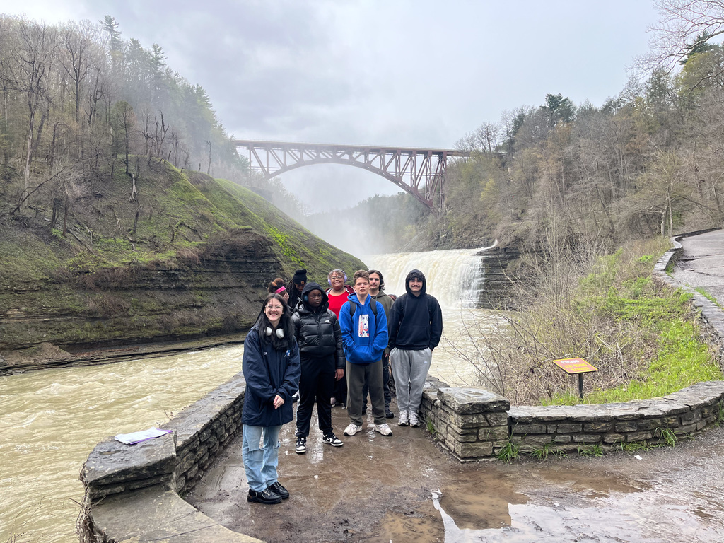 Students stand by bridge at Letchworth State Park