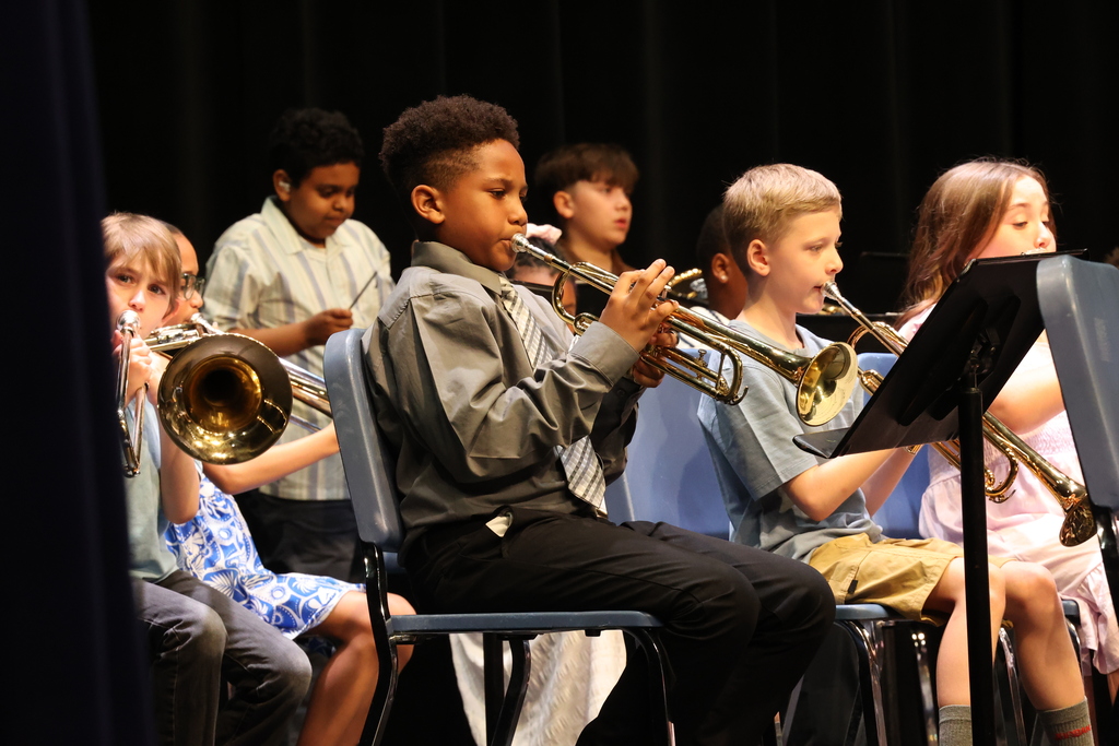 Students play the trumpet