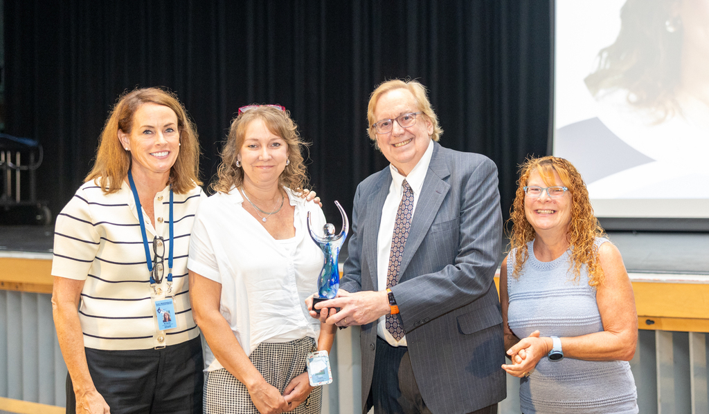 Mary Grow, Melissa Paquin, Stacey Beaumont, and Jeff Petrie