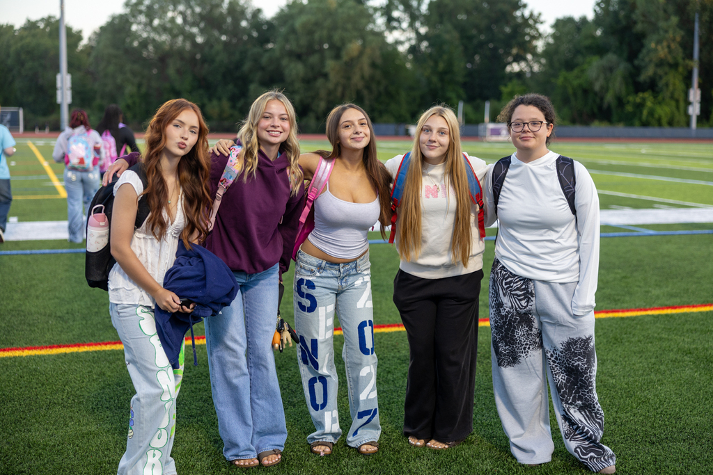 seniors at senior sunrise