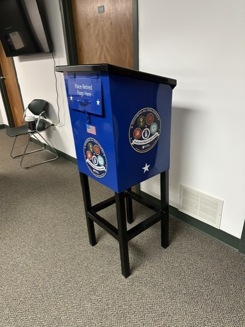 Flag Box Side Display