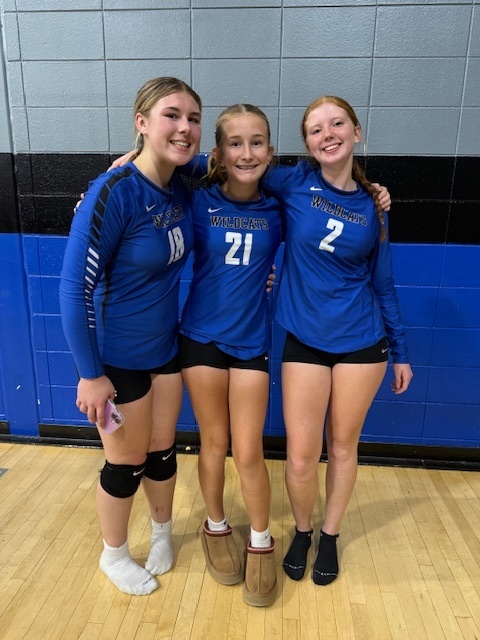 Photo of 8th grade VB Players