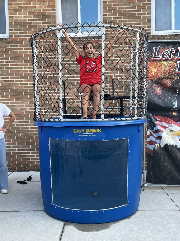 dunk tank