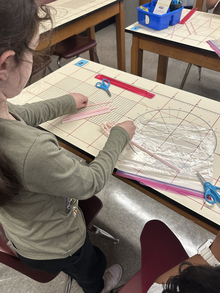 Ms. Hodge’s STEM Class