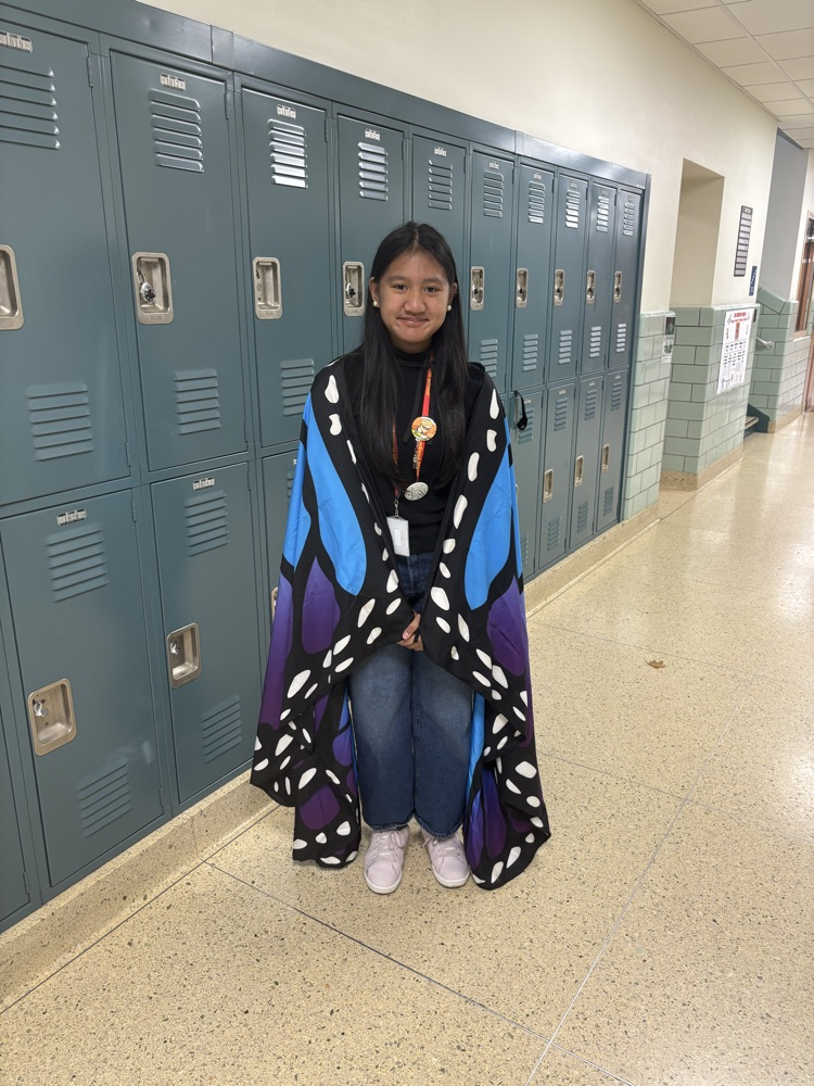 More Halloween fun! 👻 Check out all the creative costumes and spooky smiles from today’s celebration! 🕸️🦇