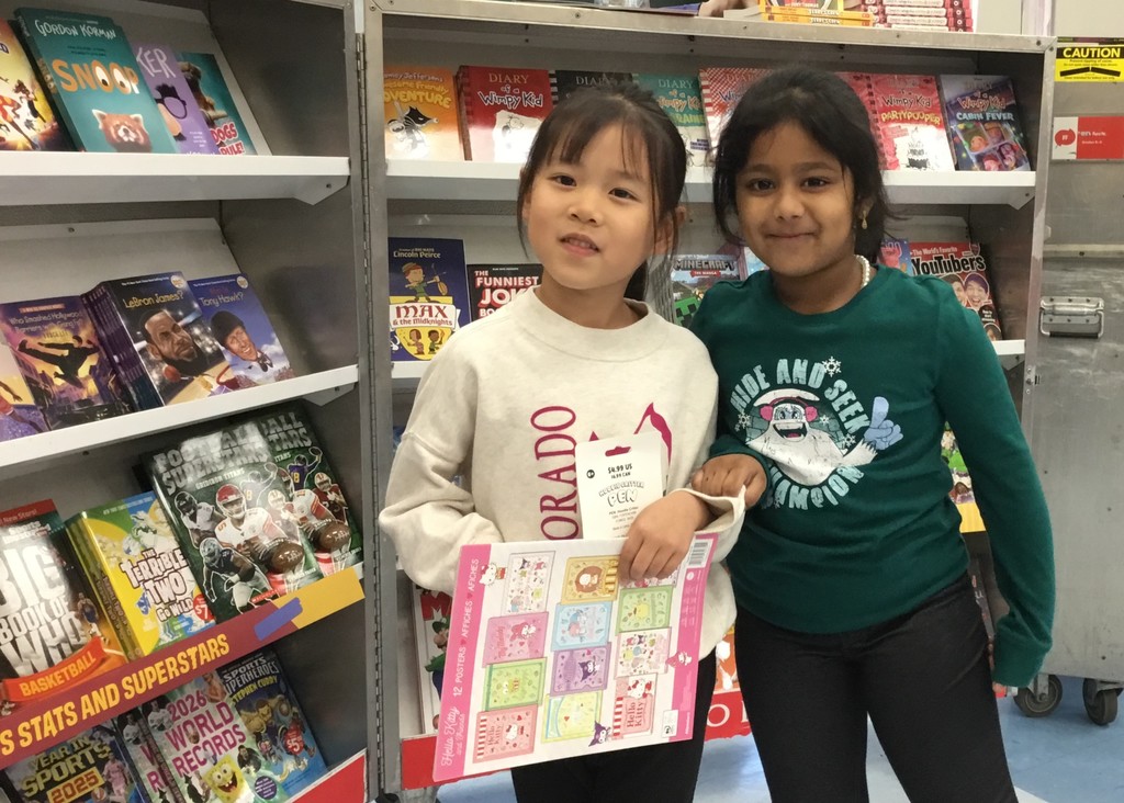 McVey students at the book fair.