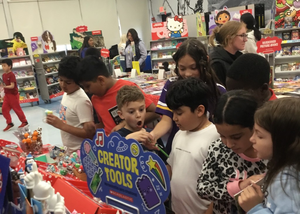 McVey students at the book fair.