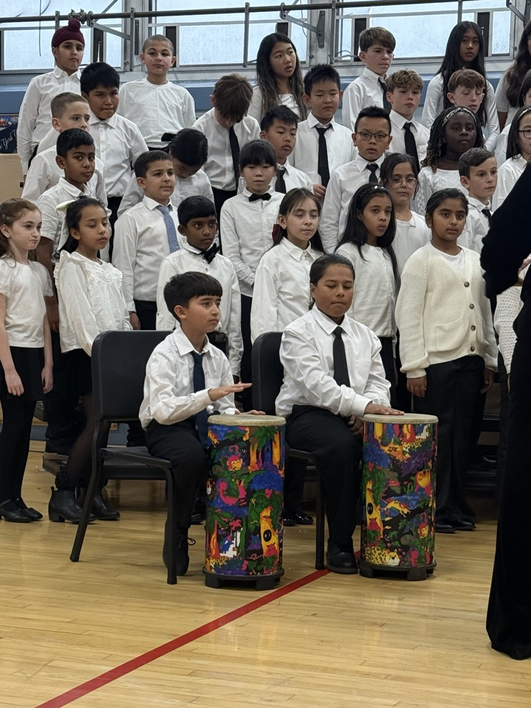 Meadowbrook Chorus with Ms. Waters