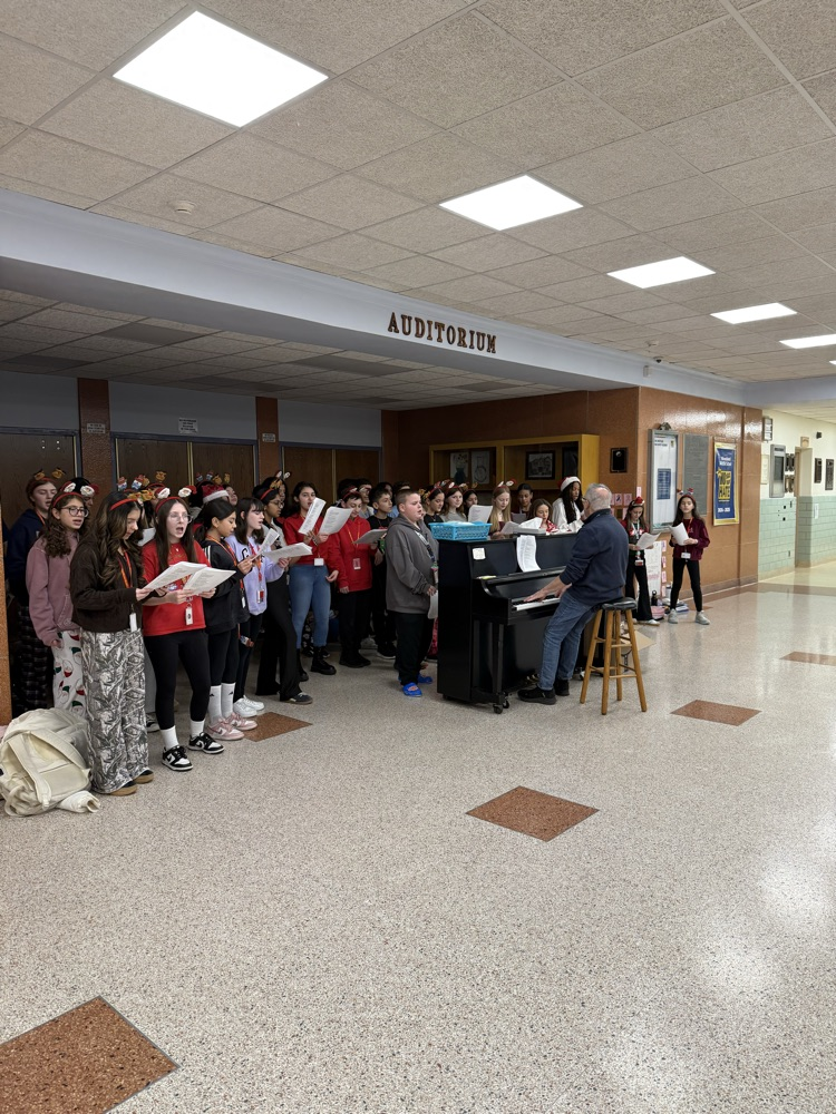 Vocal jazz singing some holiday classics!