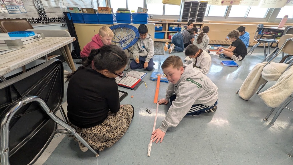 forth graders doing science