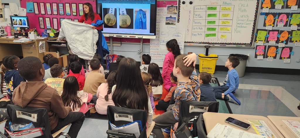 students learning about marathons