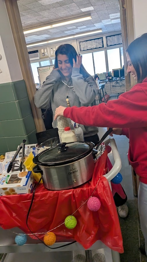 spirit committee handing out hot chocolate