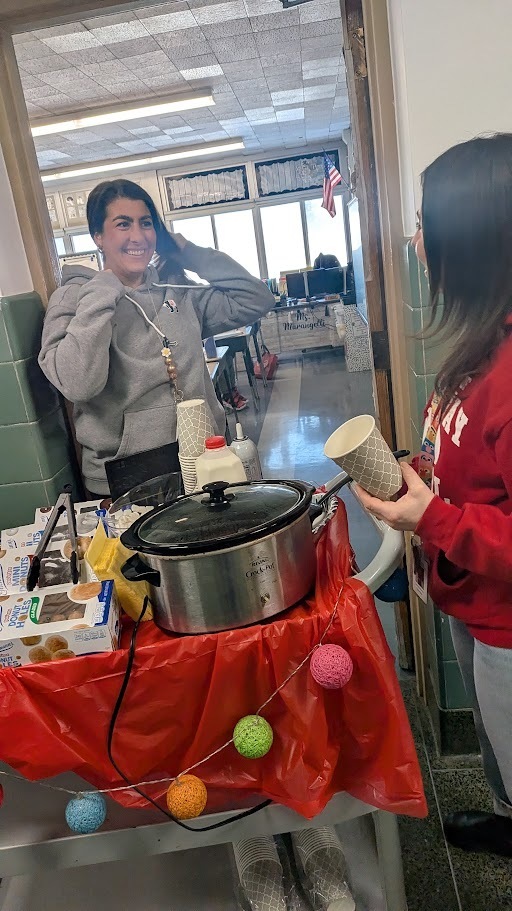 spirit committee handing out hot chocolate