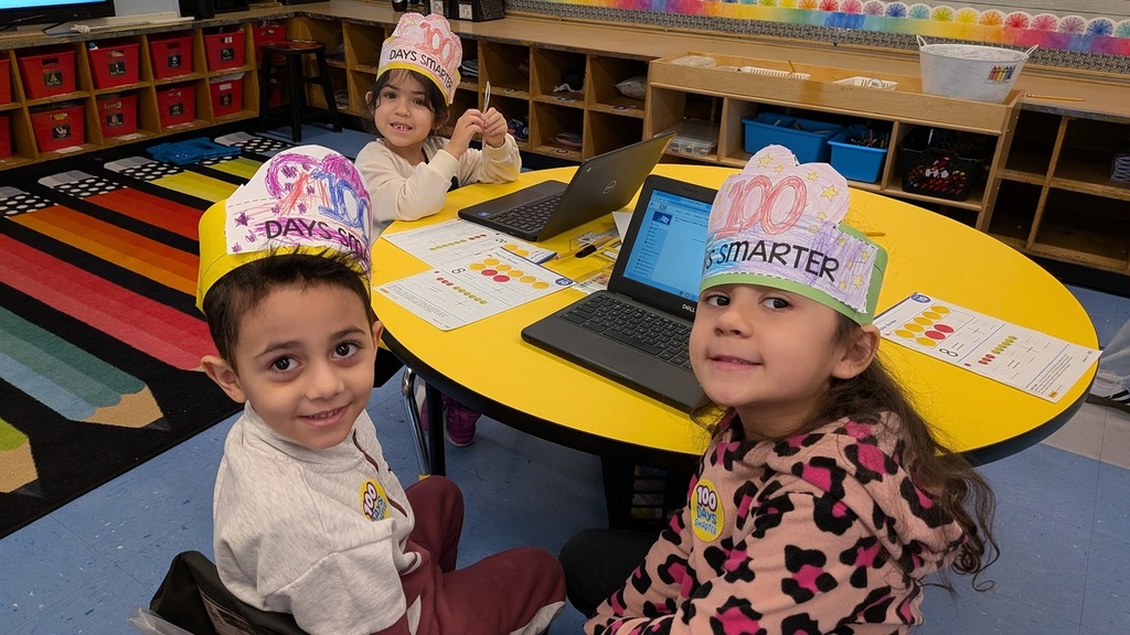 kindergarten students