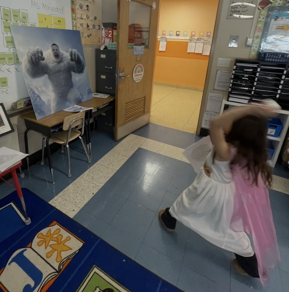 2nd grade teachers and students learning about Greek Mythology