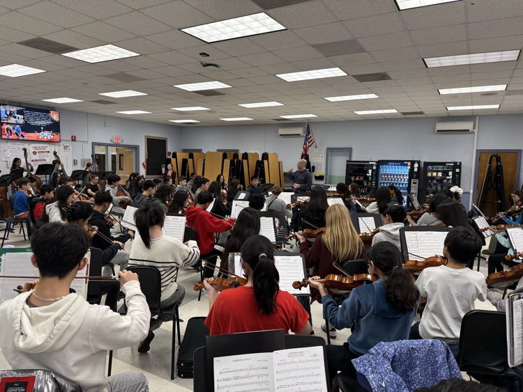 combined orchestra rehearsal