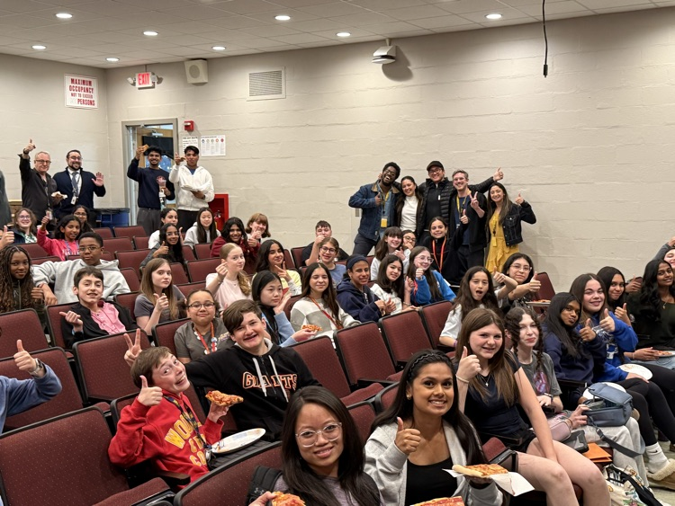 Thanks to Junior Tri M for providing pizza for all of our students and performers!!