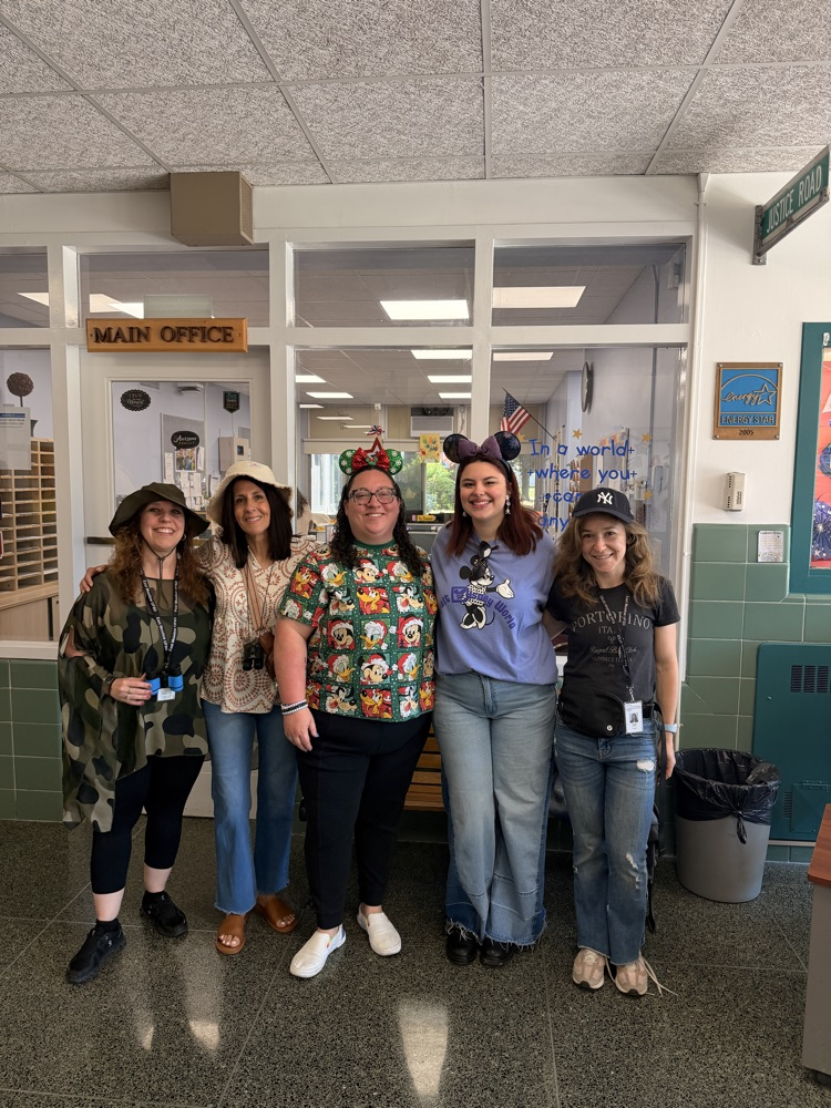 Tourist Day! ✈️