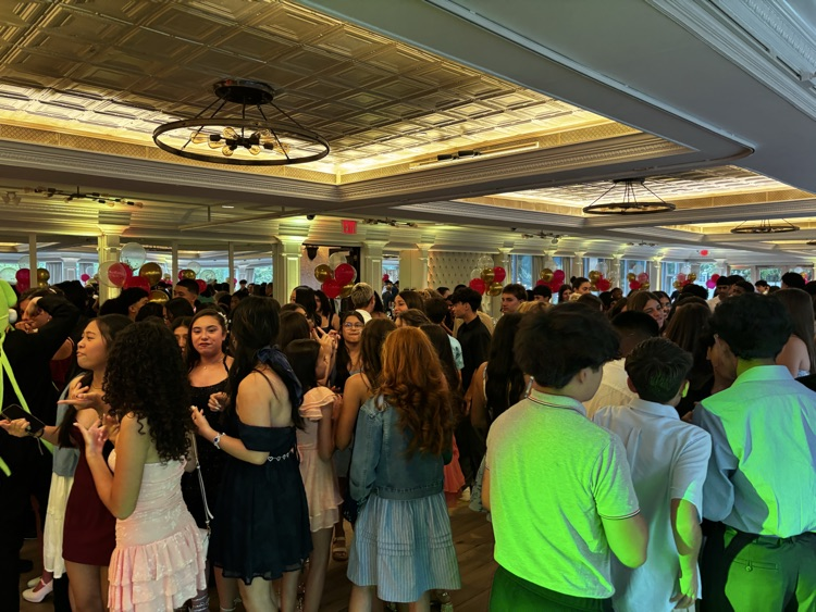Special thanks to Woodland’s PTA for organizing a memorable night