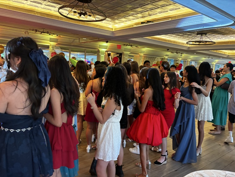 Special thanks to Woodland’s PTA for organizing a memorable night