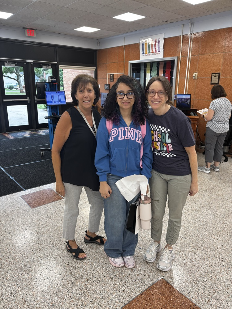 🎉 Welcome back, students! We’re excited for a new year filled with new adventures, new opportunities, and new memories! 📚✨ Here’s to an amazing year ahead! 💙