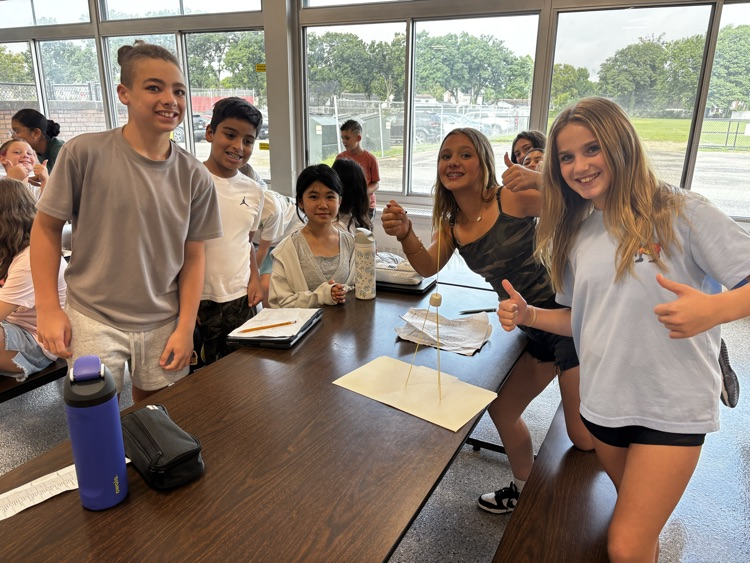 🏗️ Teamwork in Action! 🏗️ Our sixth graders put their communication, creativity, and collaboration skills to the test as they worked together to build towers! What a fun way to kick off the year and strengthen teamwork skills!