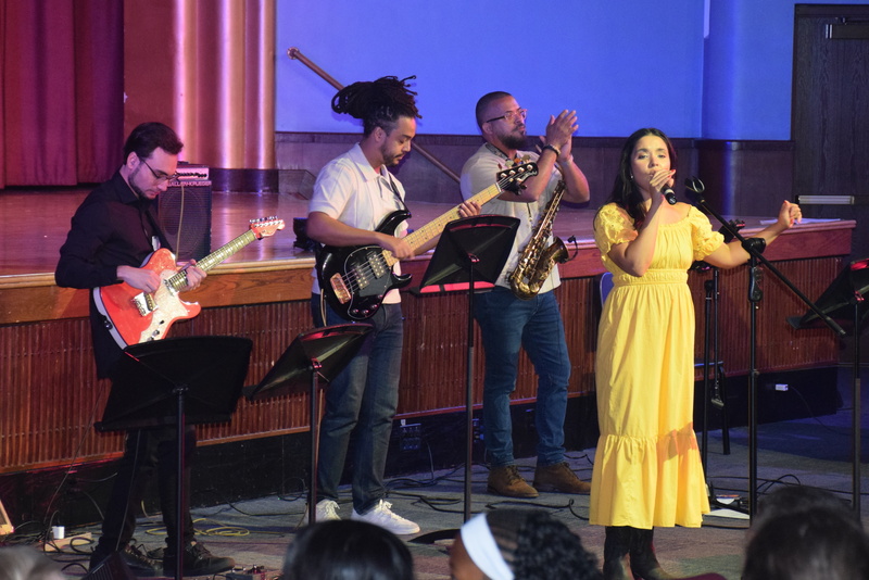 Broadway star visits East Meadow’s Summer Music Program