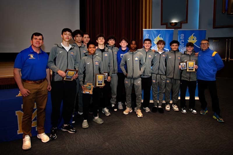 The event celebrated the dedication and achievements of the school’s winter sports teams.