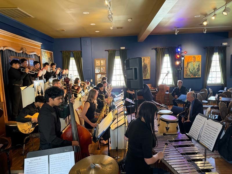 East Meadow High School’s Jazz Band and Jazz Ensemble lit up The Jazz Loft in Stony Brook with an energetic performance. 