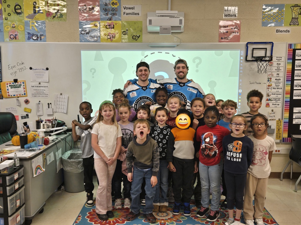 Class photo with players