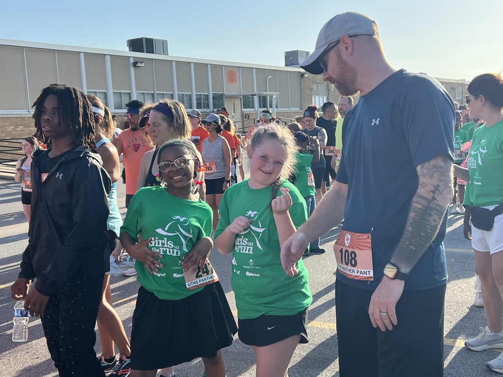 Participants of Girls On The Run Team 
