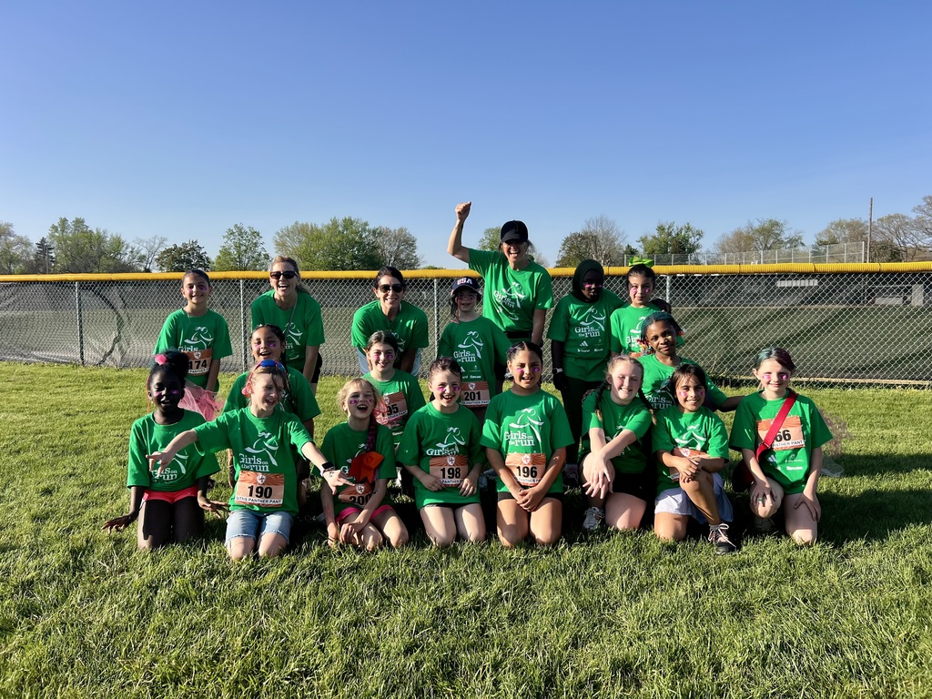 Participants of Girls On The Run Team 