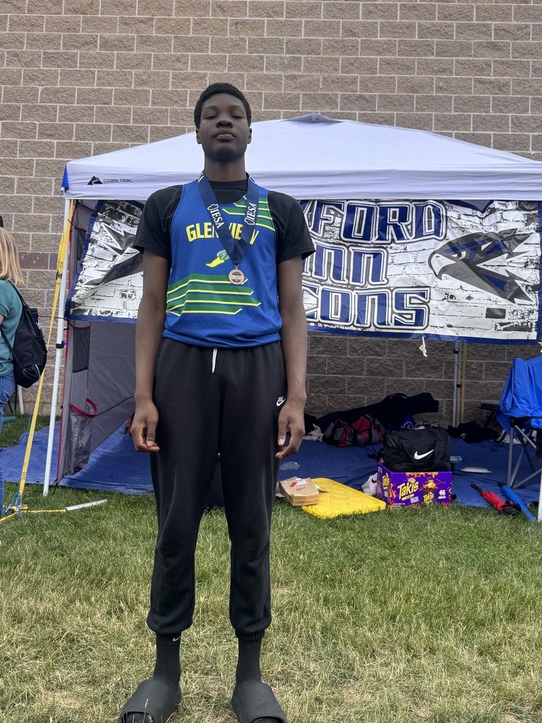 track photo
