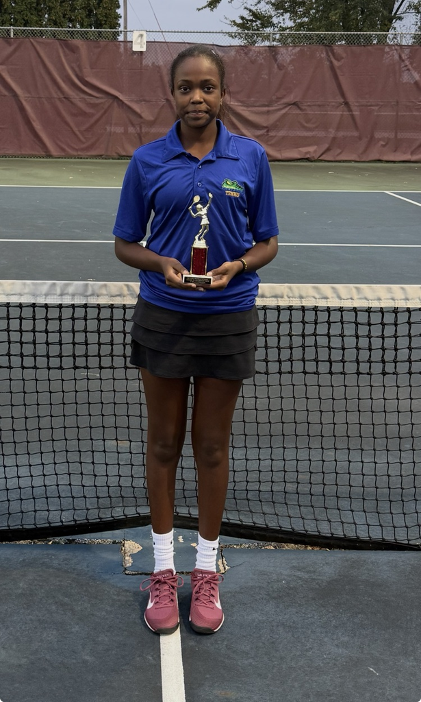 photo of tennis athlete 