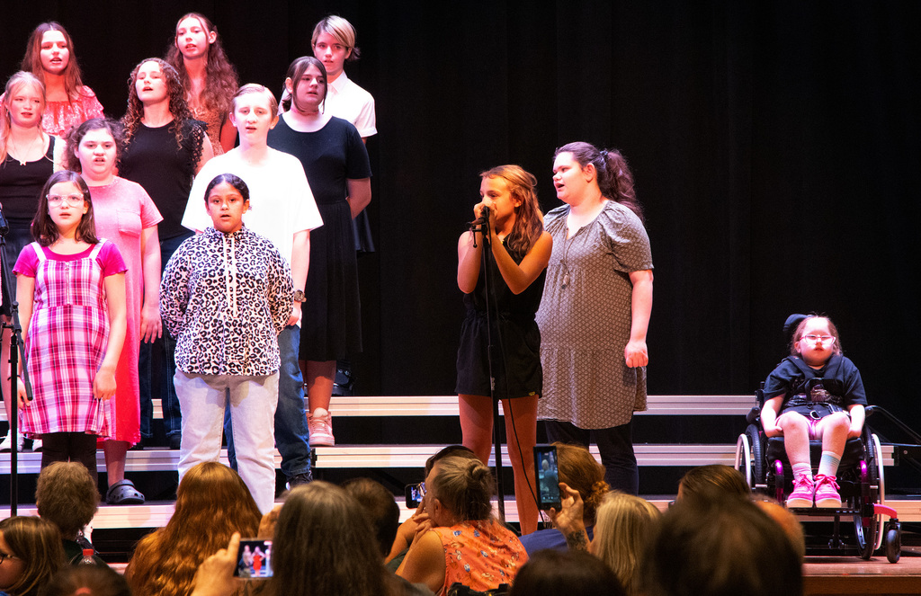 ENMS-Band-Choir-Concert-16