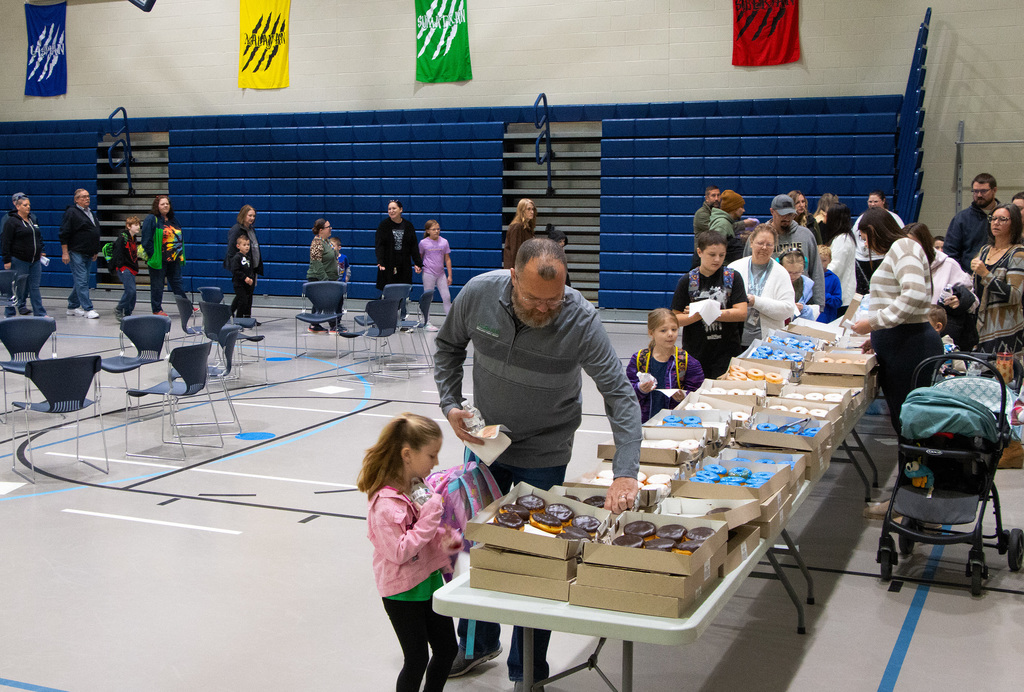 WC-Donuts-With-Grown-Ups-2