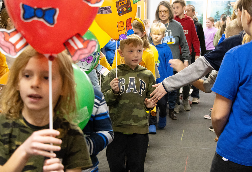 Avilla-Thanksgiving-Day-Parade-4