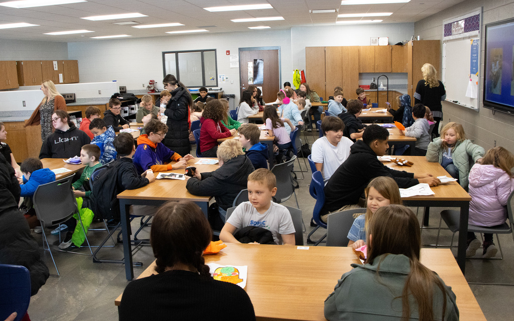 ENMS-Rome-City-Felt-Monters-1