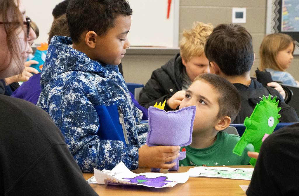 ENMS-Rome-City-Felt-Monters-5