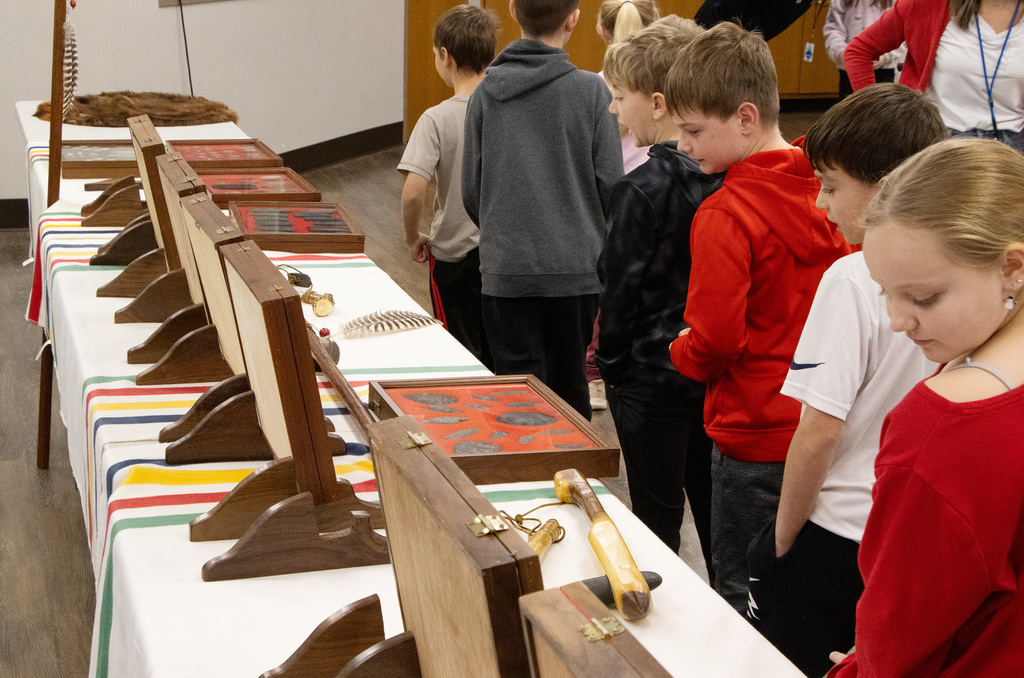 Avilla-Tipton-Visit-12