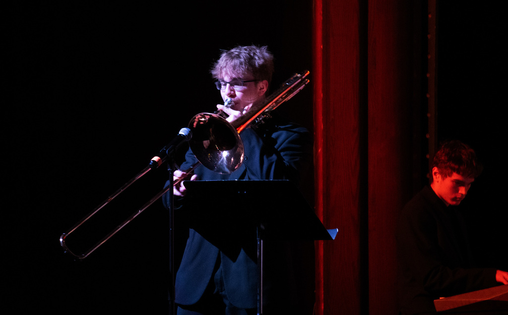 ENHS-Holiday-Concert-7