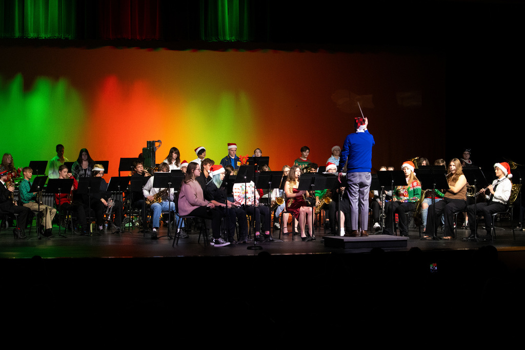 ENHS-Holiday-Concert-20