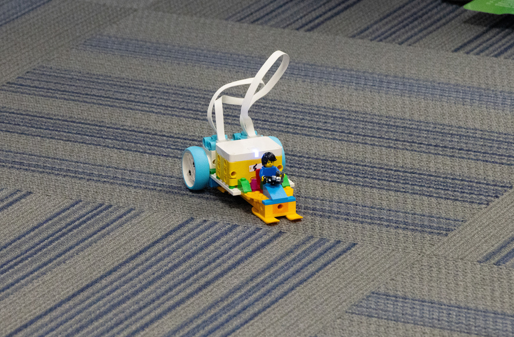 Avilla-1st-Grade-After-School-Robotics-4