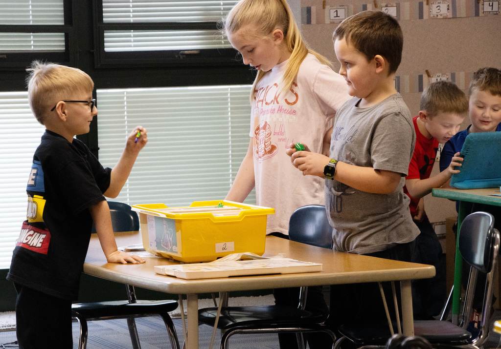 Avilla-1st-Grade-After-School-Robotics-6