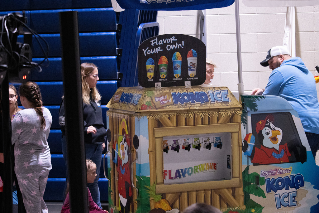 Wayne-Center-School-Dance-7